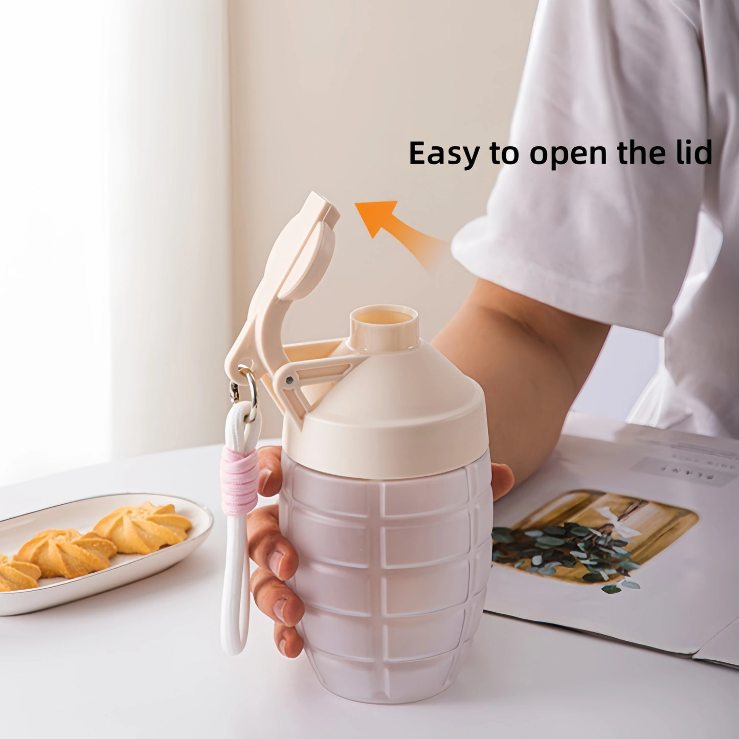 600ml Fitness Sports Water Bottle 1-2pcs Simple Shaker Cup Protein